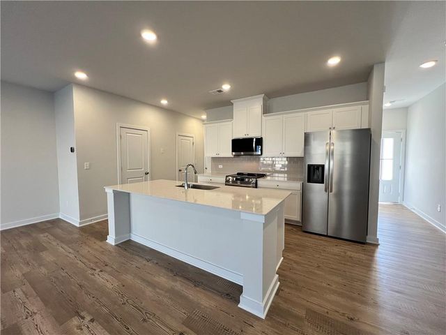 7337 Mulberry Trace Lane, Flowery Branch, GA 30542