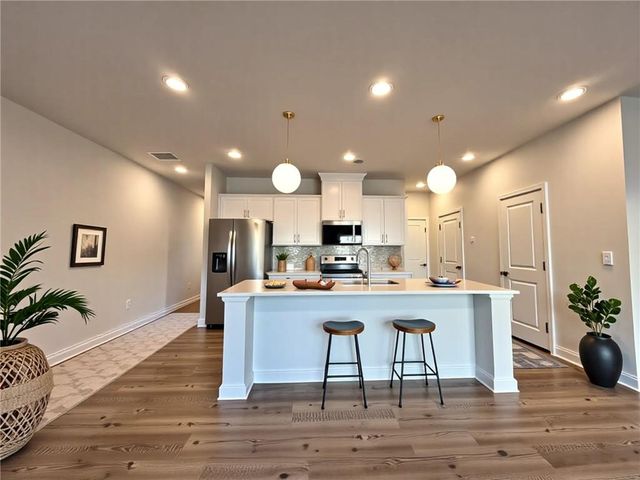 7337 Mulberry Trace Lane, Flowery Branch, GA 30542