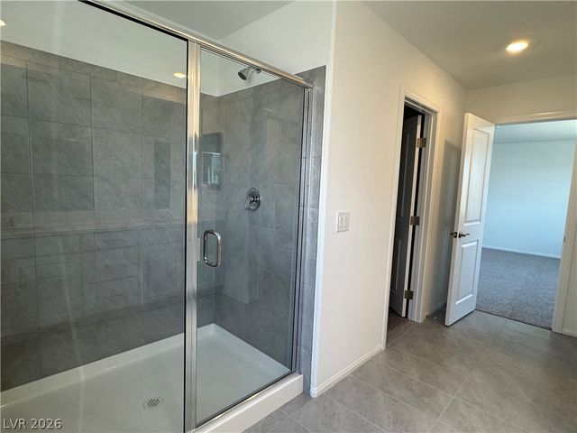 5958 Night Hawk Hill Street, Las Vegas, NV 89113