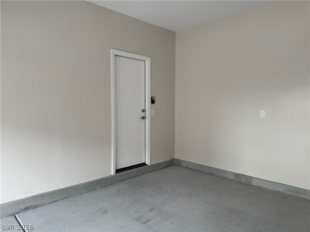 5958 Night Hawk Hill Street, Las Vegas, NV 89113