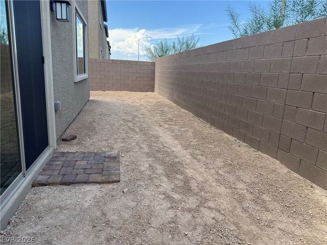 5958 Night Hawk Hill Street, Las Vegas, NV 89113