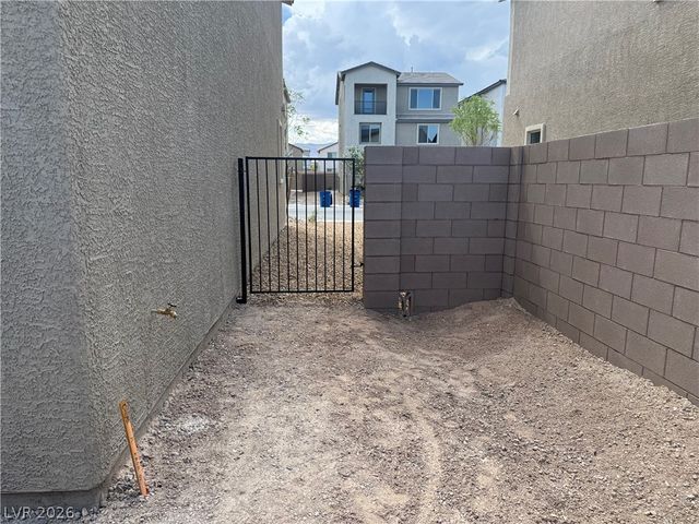 5958 Night Hawk Hill Street, Las Vegas, NV 89113