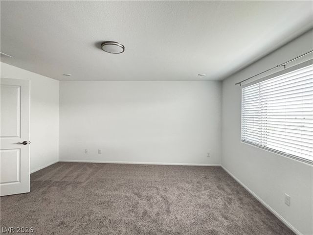 5958 Night Hawk Hill Street, Las Vegas, NV 89113