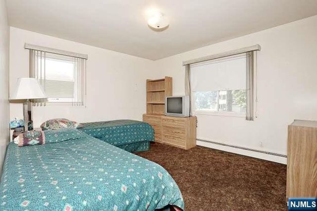 65 Haven Avenue, Bergenfield, NJ 07621