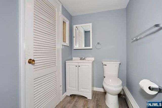 65 Haven Avenue, Bergenfield, NJ 07621