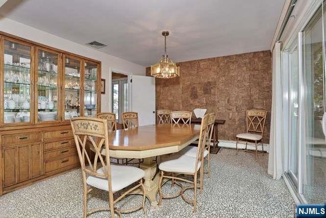 65 Haven Avenue, Bergenfield, NJ 07621