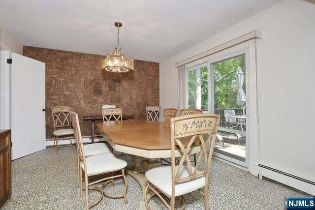 65 Haven Avenue, Bergenfield, NJ 07621