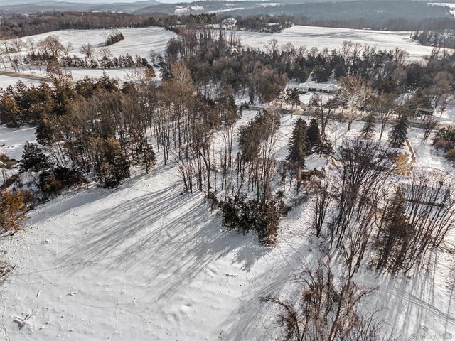 493 Union Corners Road, Florida, NY 10921