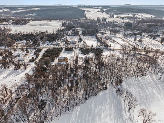 493 Union Corners Road, Florida, NY 10921