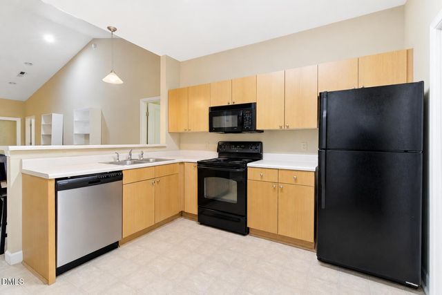 101 Campus Walk Trail 300, Elon, NC 27244