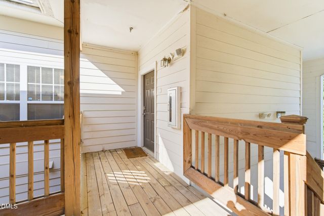 101 Campus Walk Trail 300, Elon, NC 27244