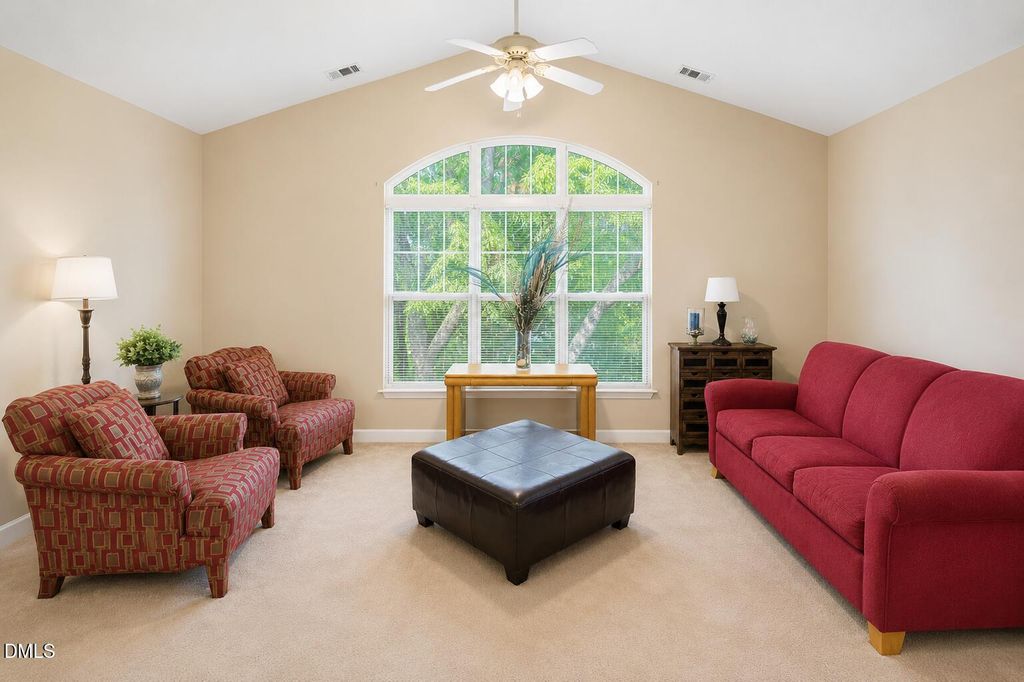 101 Campus Walk Trail 300, Elon, NC 27244