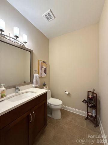 301 E Tremont Avenue 305, Charlotte, NC 28203
