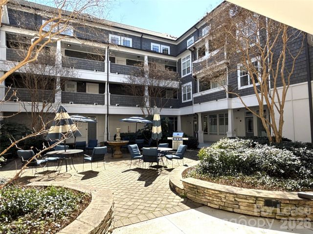 301 E Tremont Avenue 305, Charlotte, NC 28203
