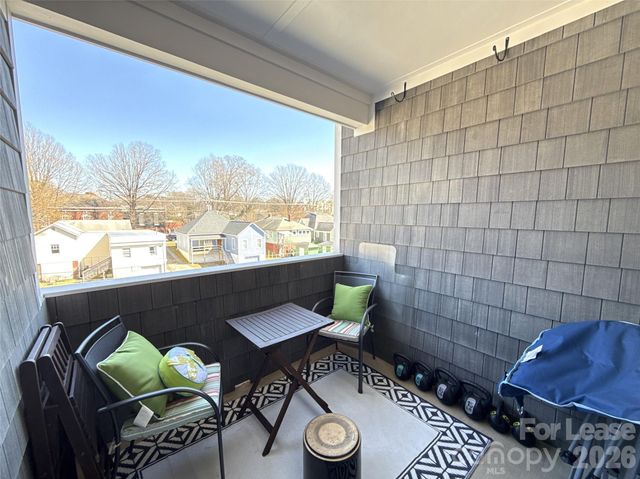 301 E Tremont Avenue 305, Charlotte, NC 28203