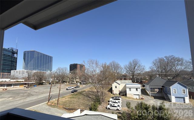 301 E Tremont Avenue 305, Charlotte, NC 28203