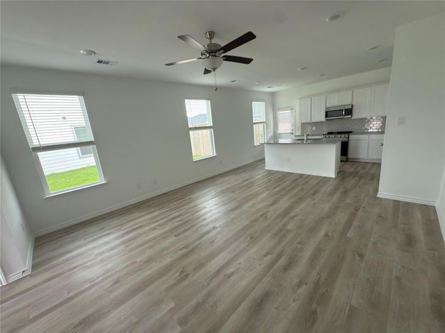 406 Cedar Chase Court, Dayton, TX 77535