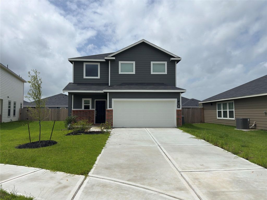 406 Cedar Chase Court, Dayton, TX 77535