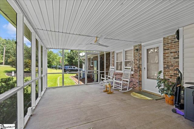 405 Riverside Drive, Piedmont, SC 29673