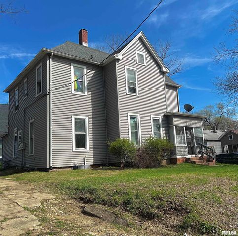 723 W ARMSTRONG Avenue, Peoria, IL 61606
