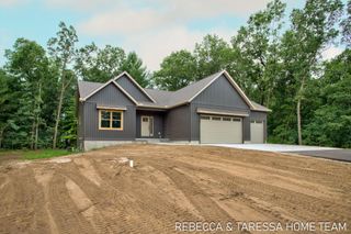 6007 Savannah Way 34, Egelston Twp, MI 49442