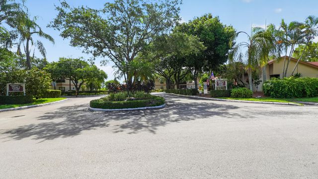 2808 S Carambola Cir Circle S 1980, Coconut Creek, FL 33066