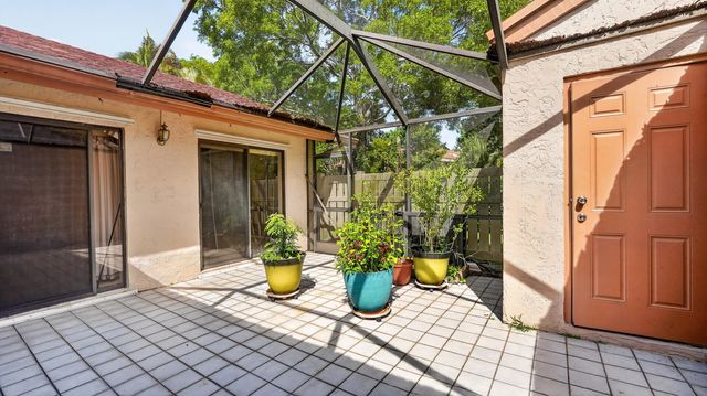 2808 S Carambola Cir Circle S 1980, Coconut Creek, FL 33066