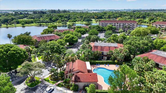 2808 S Carambola Cir Circle S 1980, Coconut Creek, FL 33066