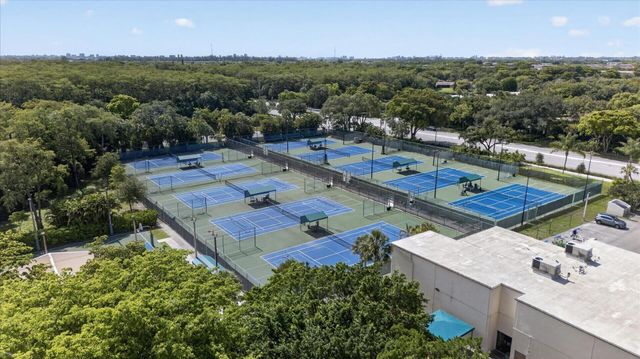 2808 S Carambola Cir Circle S 1980, Coconut Creek, FL 33066