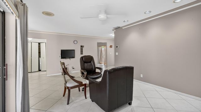 2808 S Carambola Cir Circle S 1980, Coconut Creek, FL 33066