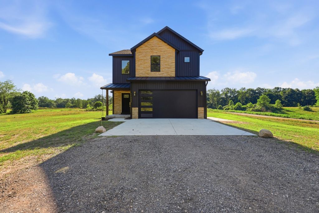 11427 Heintzelman Road Ne, Oakfield Twp, MI 49341