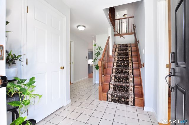 38 Milo Peck Lane, Windsor, CT 06095