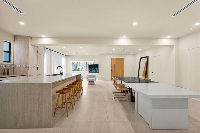 4721 NW 6th Ave 0, Miami, FL 33127