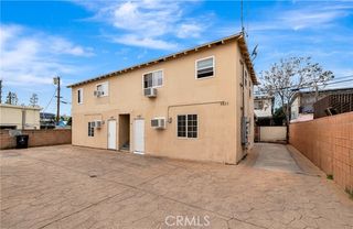 6827 Simpson 4, North Hollywood (los Angeles), CA 91605