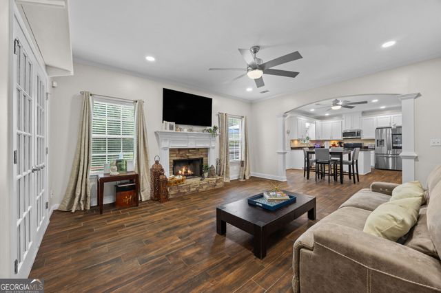 178 Shoal Park Drive, Mcdonough, GA 30252