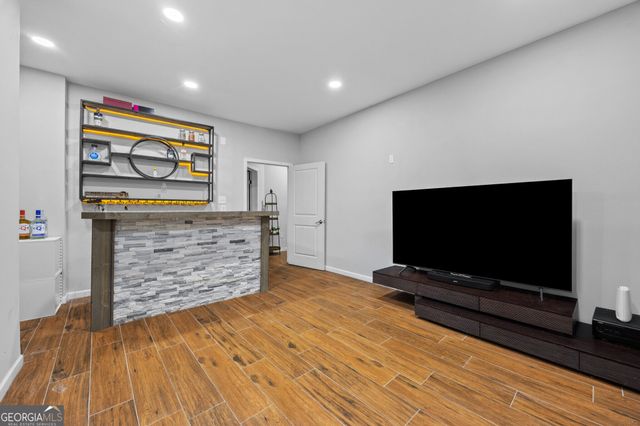 178 Shoal Park Drive, Mcdonough, GA 30252