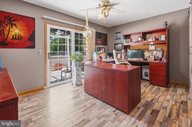 1117 TREASURE AVE, Manahawkin, NJ 08050