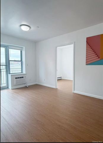 31-53 Linden Place 3E, Flushing, NY 11354