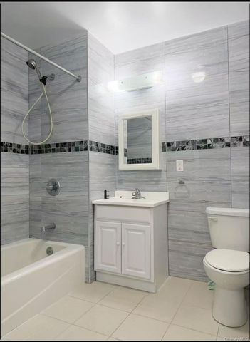 31-53 Linden Place 3E, Flushing, NY 11354