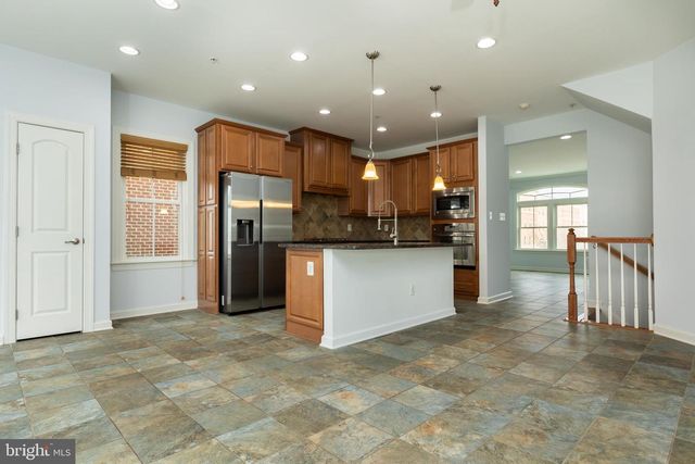 336 GRAND ST, Gaithersburg, MD 20878