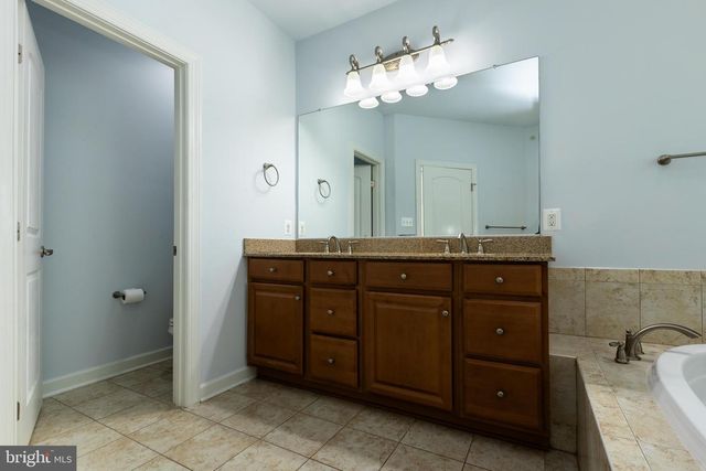 336 GRAND ST, Gaithersburg, MD 20878