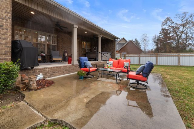 118 Parkway Pl, Tullahoma, TN 37388