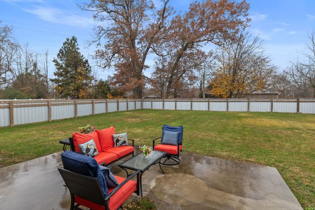 118 Parkway Pl, Tullahoma, TN 37388