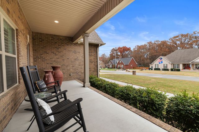 118 Parkway Pl, Tullahoma, TN 37388