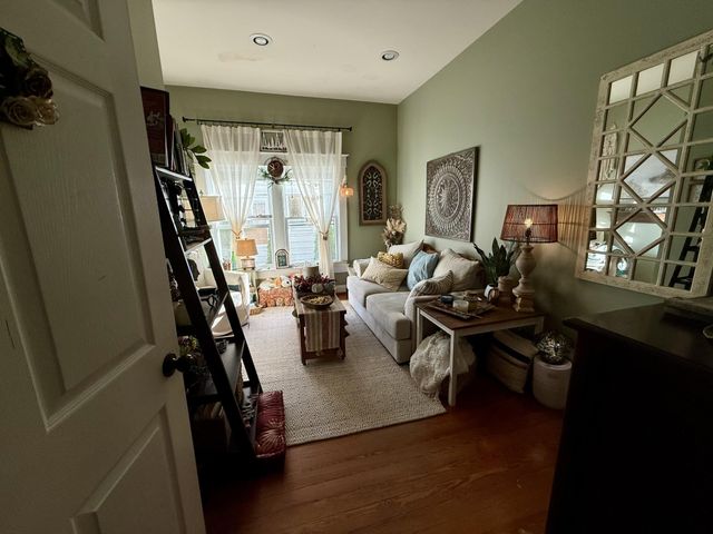 1307 Hixson Pike, Chattanooga, TN 37405