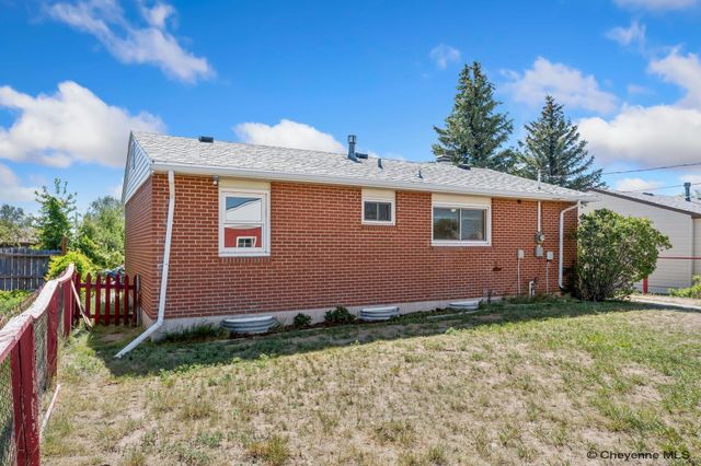 1306 S ARP AVE, Cheyenne, WY 82007