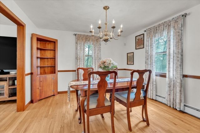 21 Edgewood Road, Seekonk, MA 02771