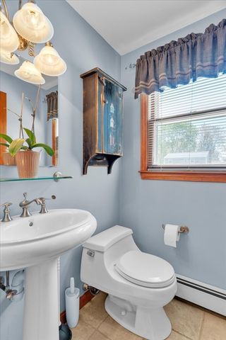 21 Edgewood Road, Seekonk, MA 02771