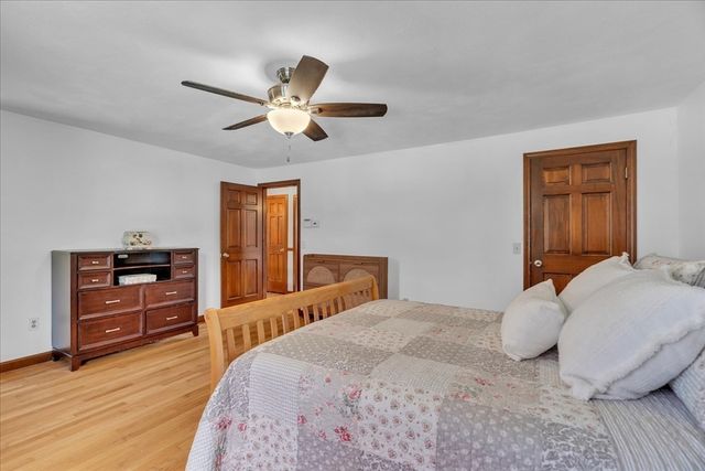 21 Edgewood Road, Seekonk, MA 02771