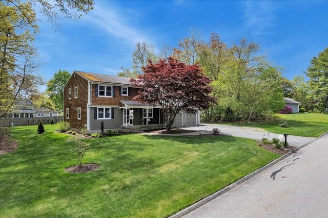 21 Edgewood Road, Seekonk, MA 02771